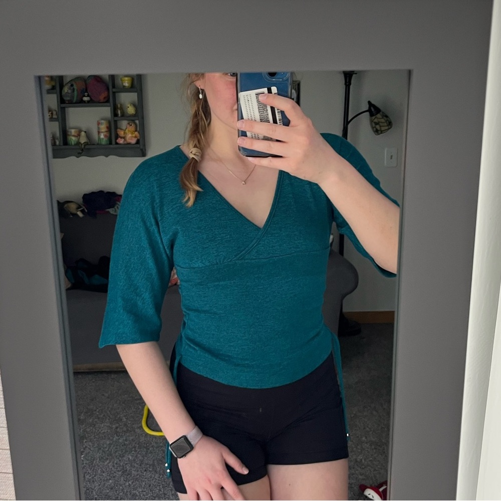 Pretty emerald green top from Byer California